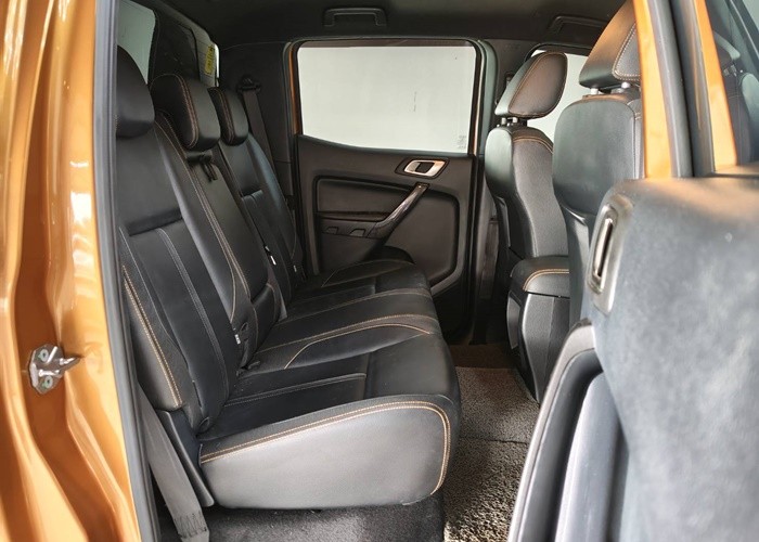 Used 6
                    FORD
                     for Sale Image