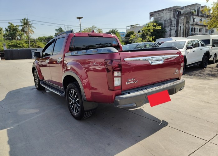 Used 3
                    ISUZU
                     for Sale Image