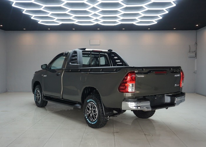 Used 5
                    TOYOTA
                     for Sale Image