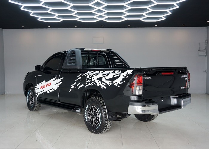 Used 5
                    TOYOTA
                     for Sale Image