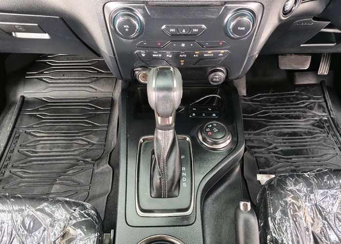 Used 10
                    FORD
                     for Sale Image