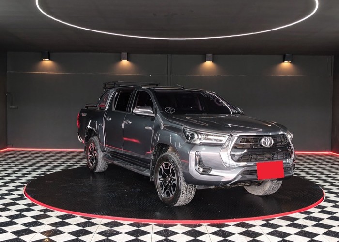 Used 9
                    TOYOTA
                     for Sale Image