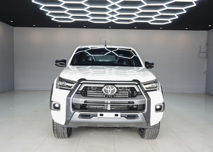 Used 7
                    TOYOTA
                     for Sale Image