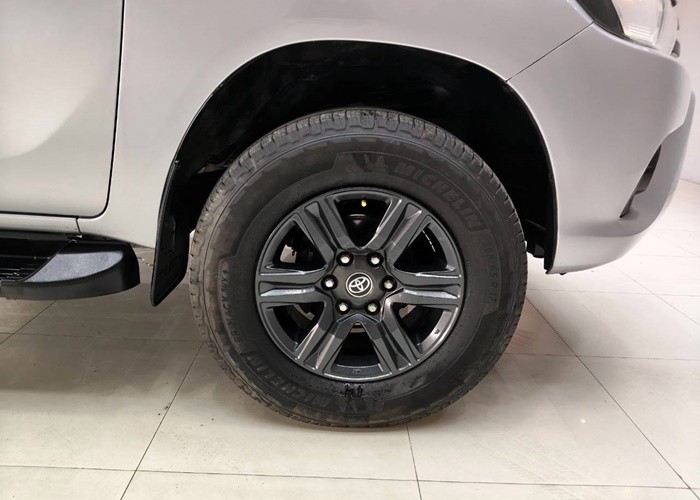 Used 9
                    TOYOTA
                     for Sale Image